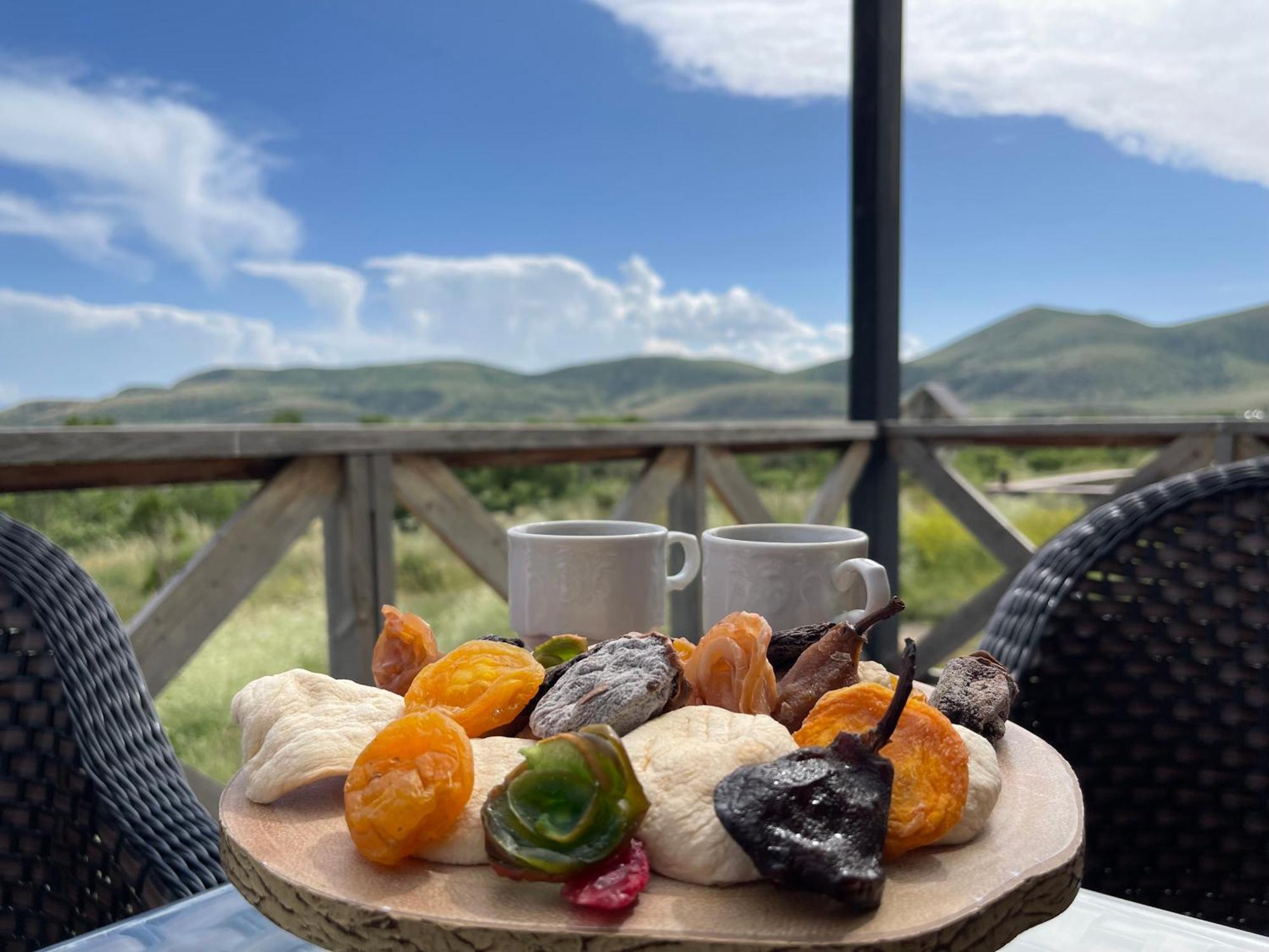 Port Ayas Resort & Restaurants Sevan Buitenkant foto